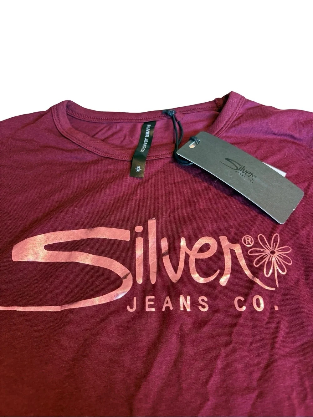 Silver Jeans Co Burgundy Cropped Graphic Tee Size M Y2K Logo T-Shirt - Picture 2 of 10